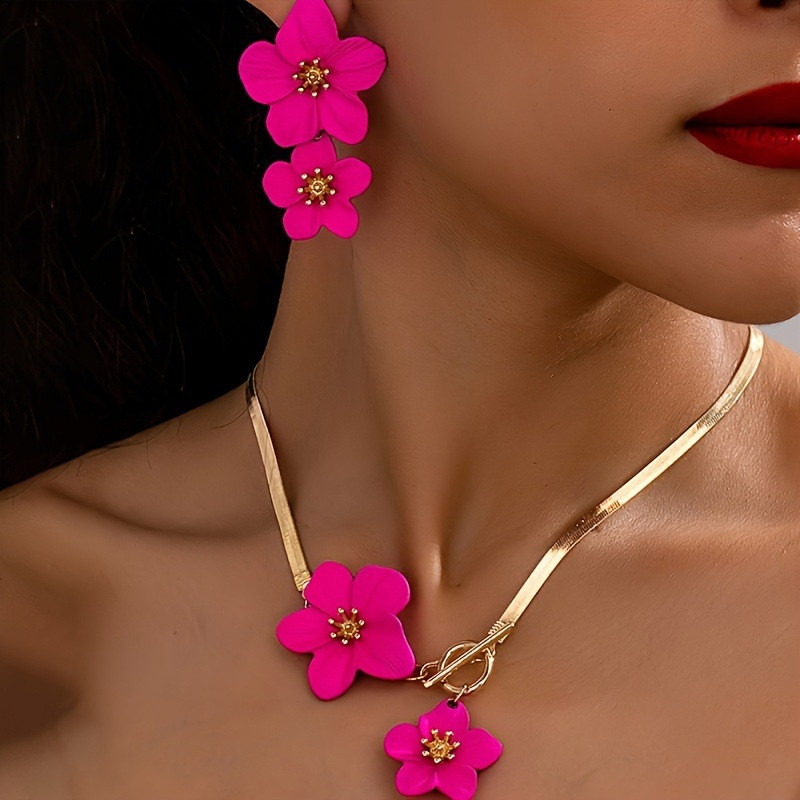 Women’s Elegant Camellia Flower Choker Necklace & Earring Set New OT Interlock
