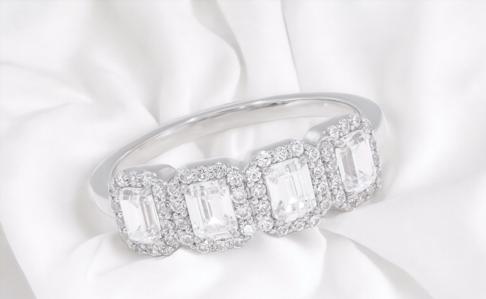 1.00 Ct Emerald & Round Cut Lab Grown Diamond Wedding Ring in Sterling Silver