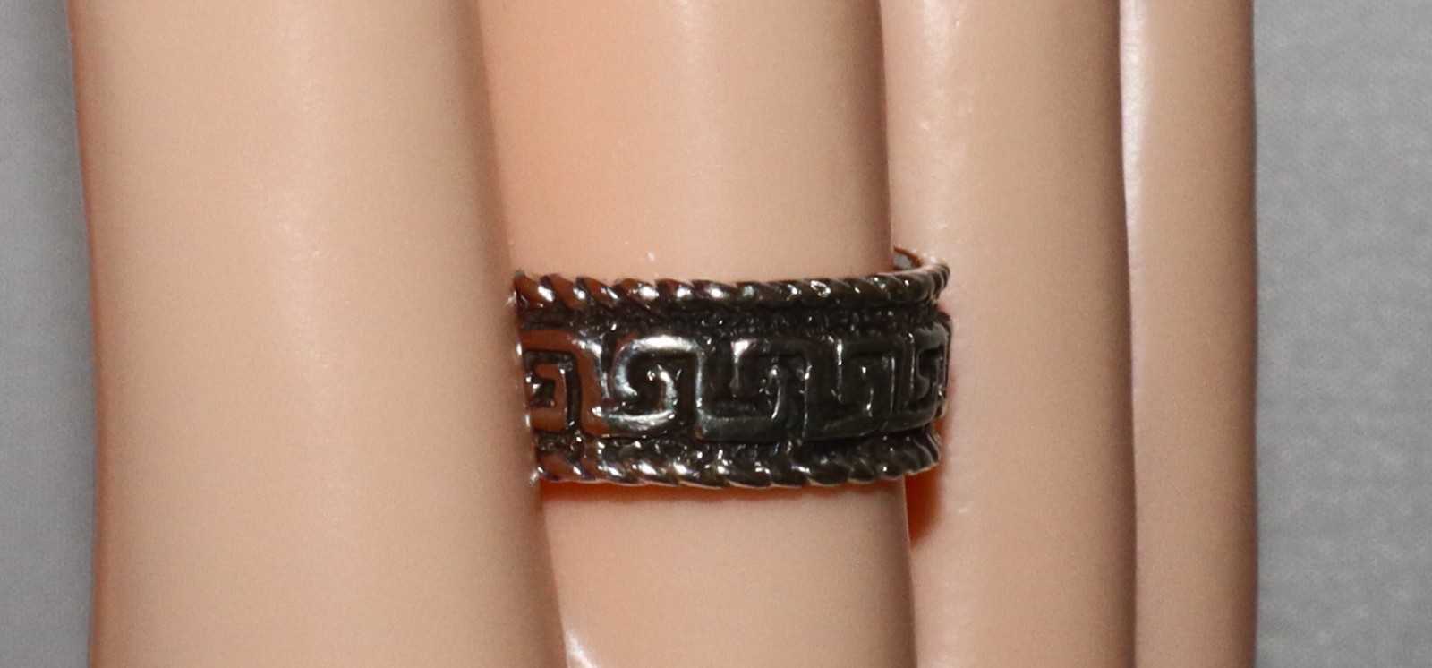 Vintage Sterling Silver Greek Key Band Ring Size 7+