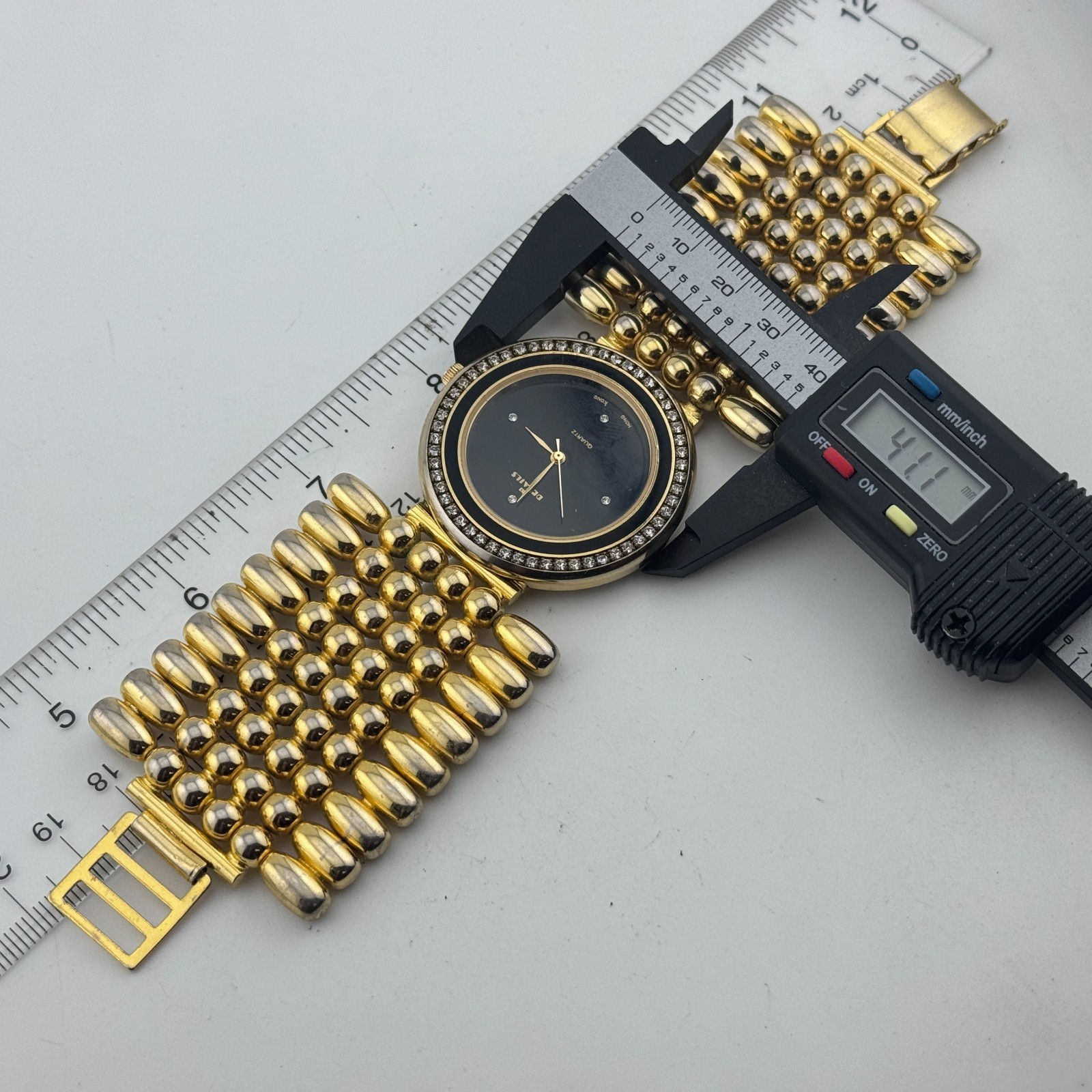 Vintage Details Quartz Watch Unisex 41mm Gold Tone Wide Band ~ For Parts Repair