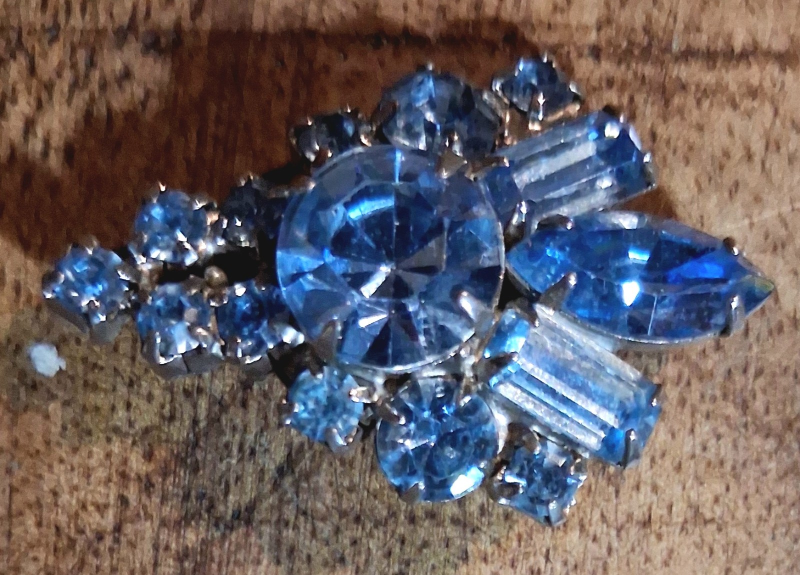 Vintage Costume Jewelry Brooches – You Pick