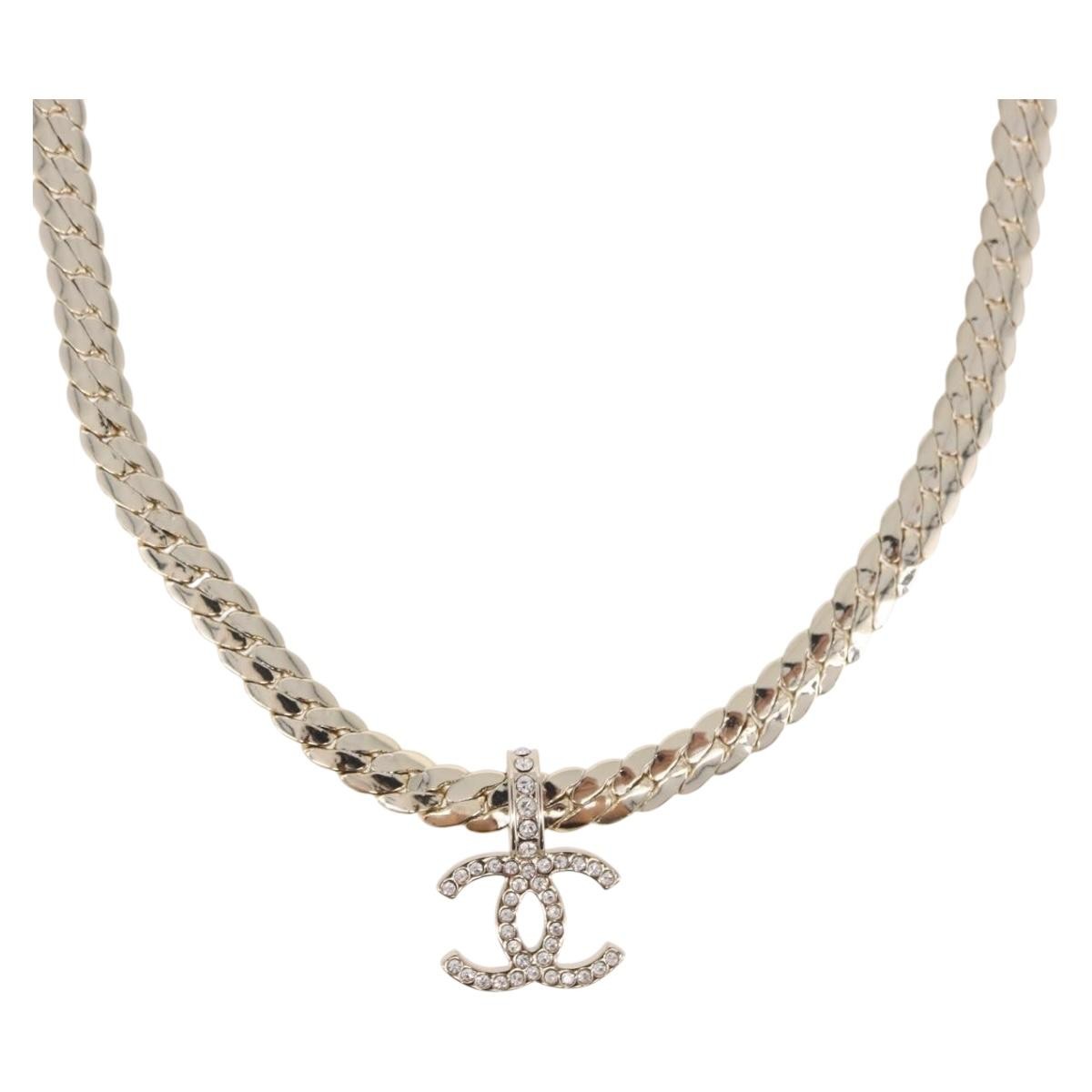 CHANEL Necklace metal Gold Tone CC Auth ka4882SAM