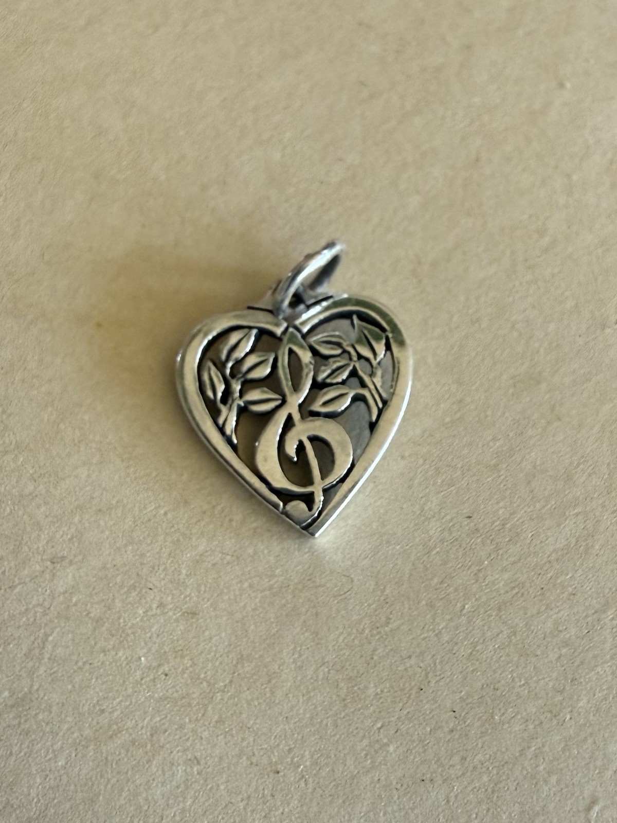 James Avery Retired Sterling Silver Music Note Treble Clef Heart Charm