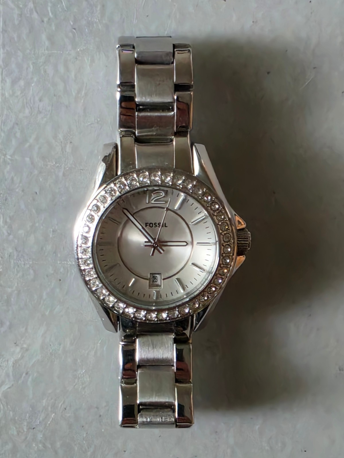 Fossil Womens Crystal Mini Riley Wristwatch Silver ES-2879 – Needs Battery