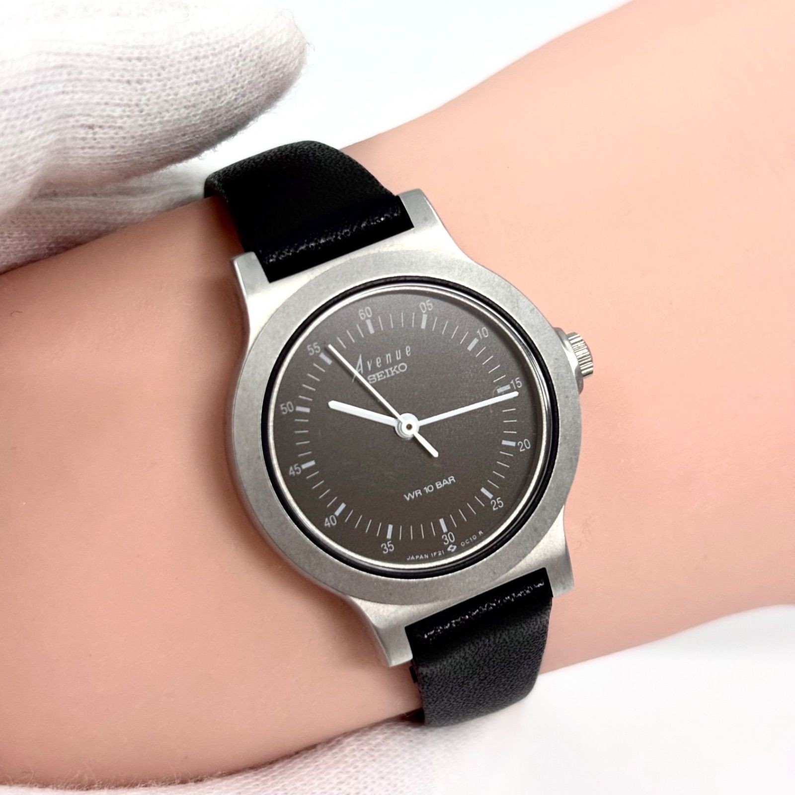 Working SEIKO AVENUE Quartz Railway Minute Track Matte Finish Waterproof Manufac