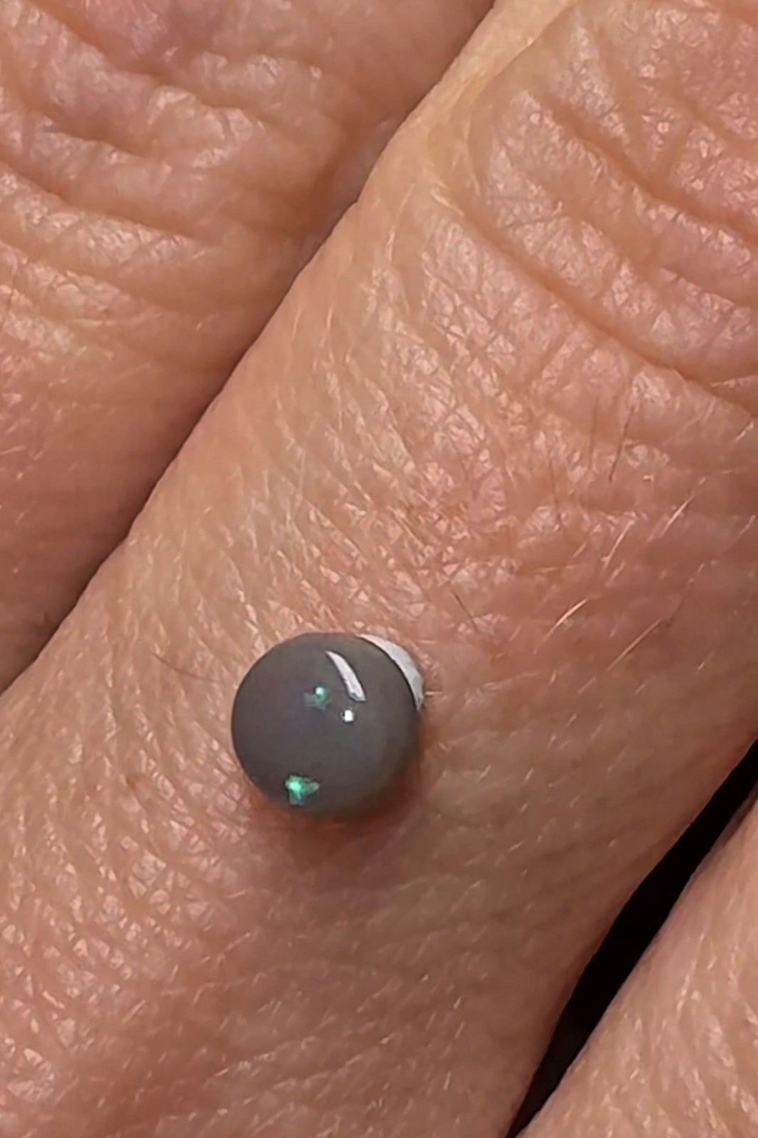 Natural Solid Australian Dark Opal 0.40ct, Lightning Ridge, jewelry making stone