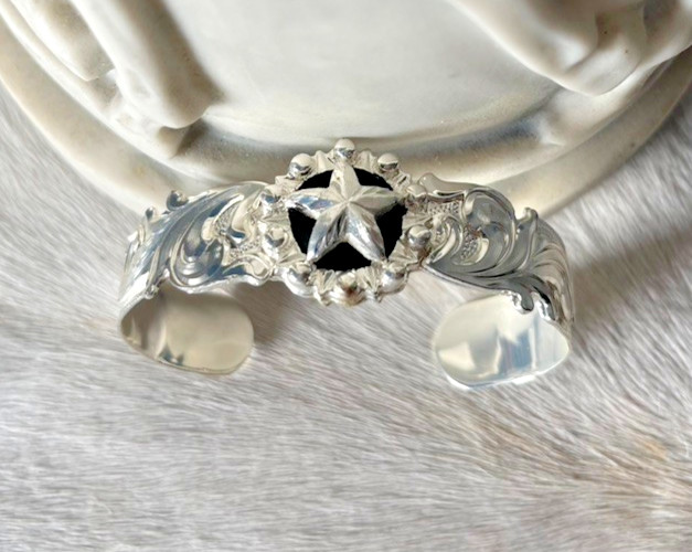 Western Womens Bracelet 7 x 1 in Star Silver Cuff Cowboy Open Cut Adjustable