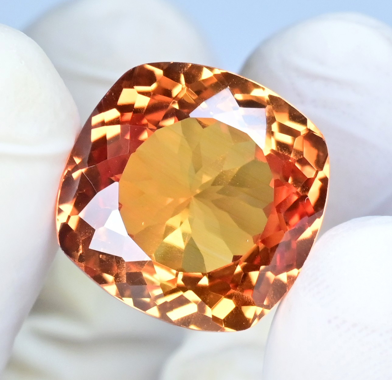 22.65 Ct Natural Yellow Golden padparadscha sapphire Certified Flawless Gemstone