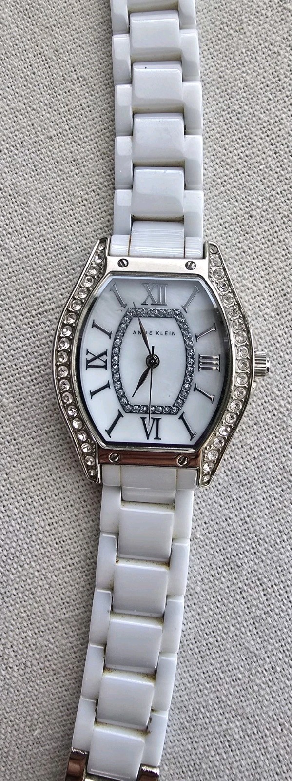 Anne Klein White Ceramic Working Watch Y121E/3 10/9867 Size 6.50 Inches