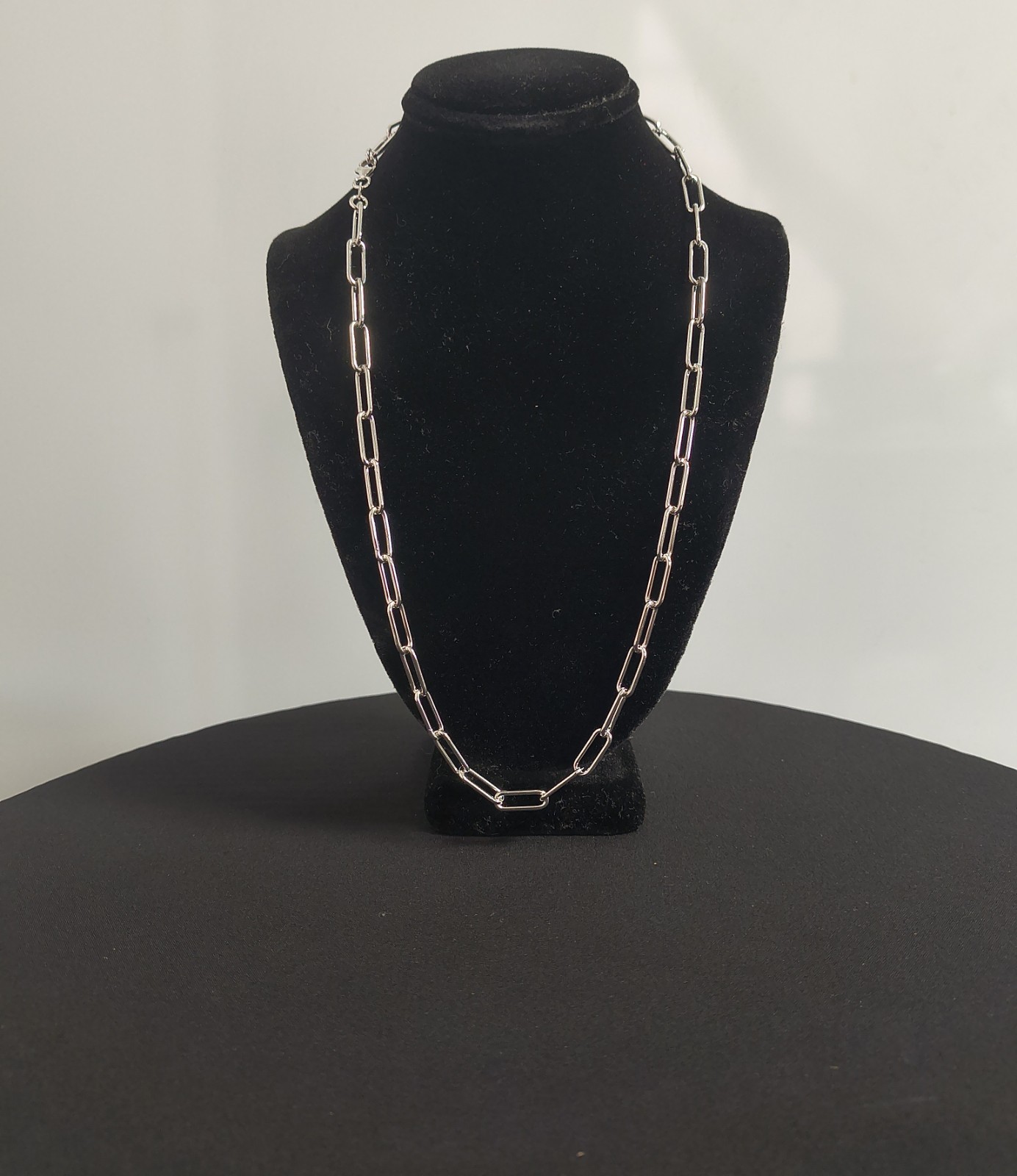 18IN 4.9MM Sterling Silver Paperclip Necklace