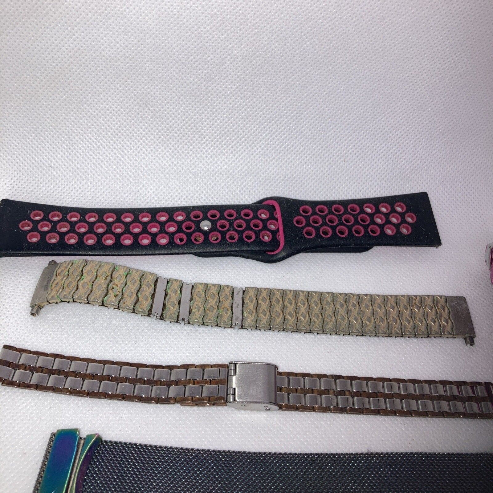 Large Bag Mixed Watch Bands, Silicone, Metal. Smart & Regular Watches