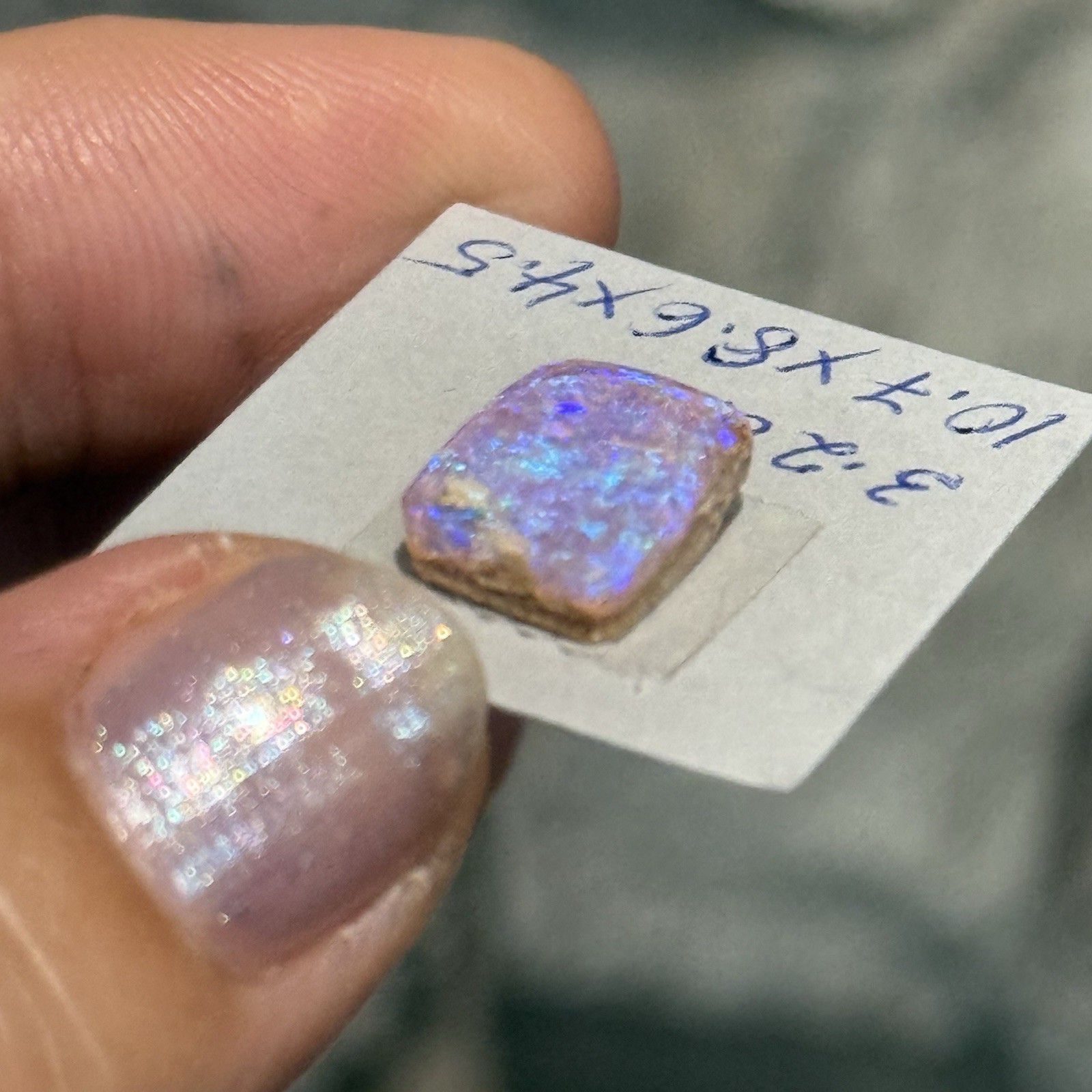 3.2ct 10.7×8.6×4.5mm Australian Boulder Purple Crystal Pipe Opal Cabochon Gem