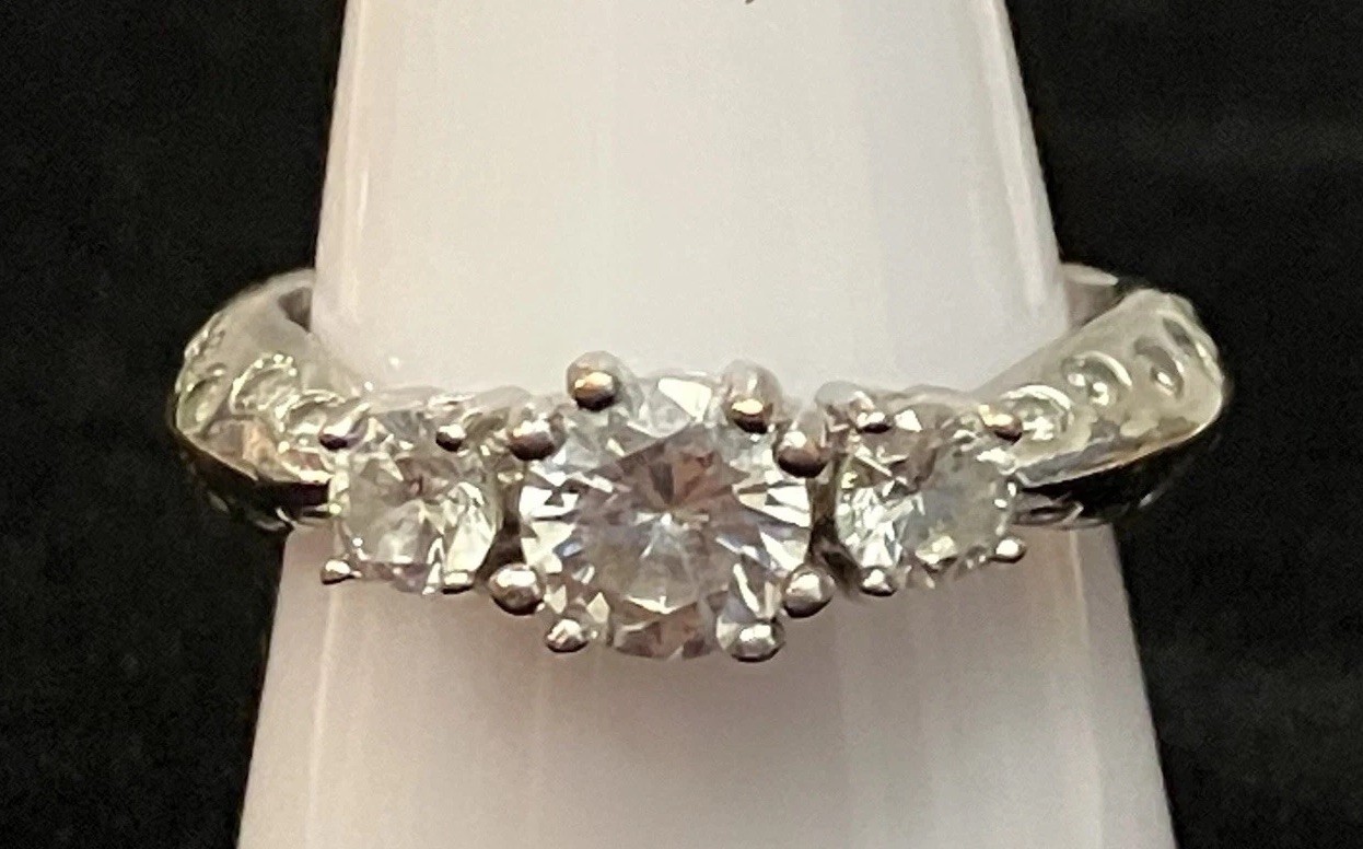 Rhinestone Wedding 3 Stone Silver Tone Engagement Ring Sz 9 Formal Dinner