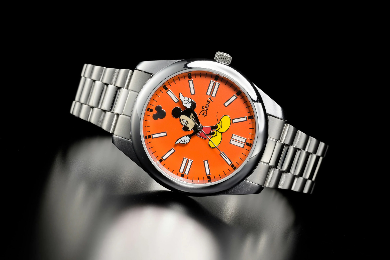 ANOTHER HEAVEN x Disney Mickey Mouse Oyster Perpetual Quartz Watch 41mmCoral red