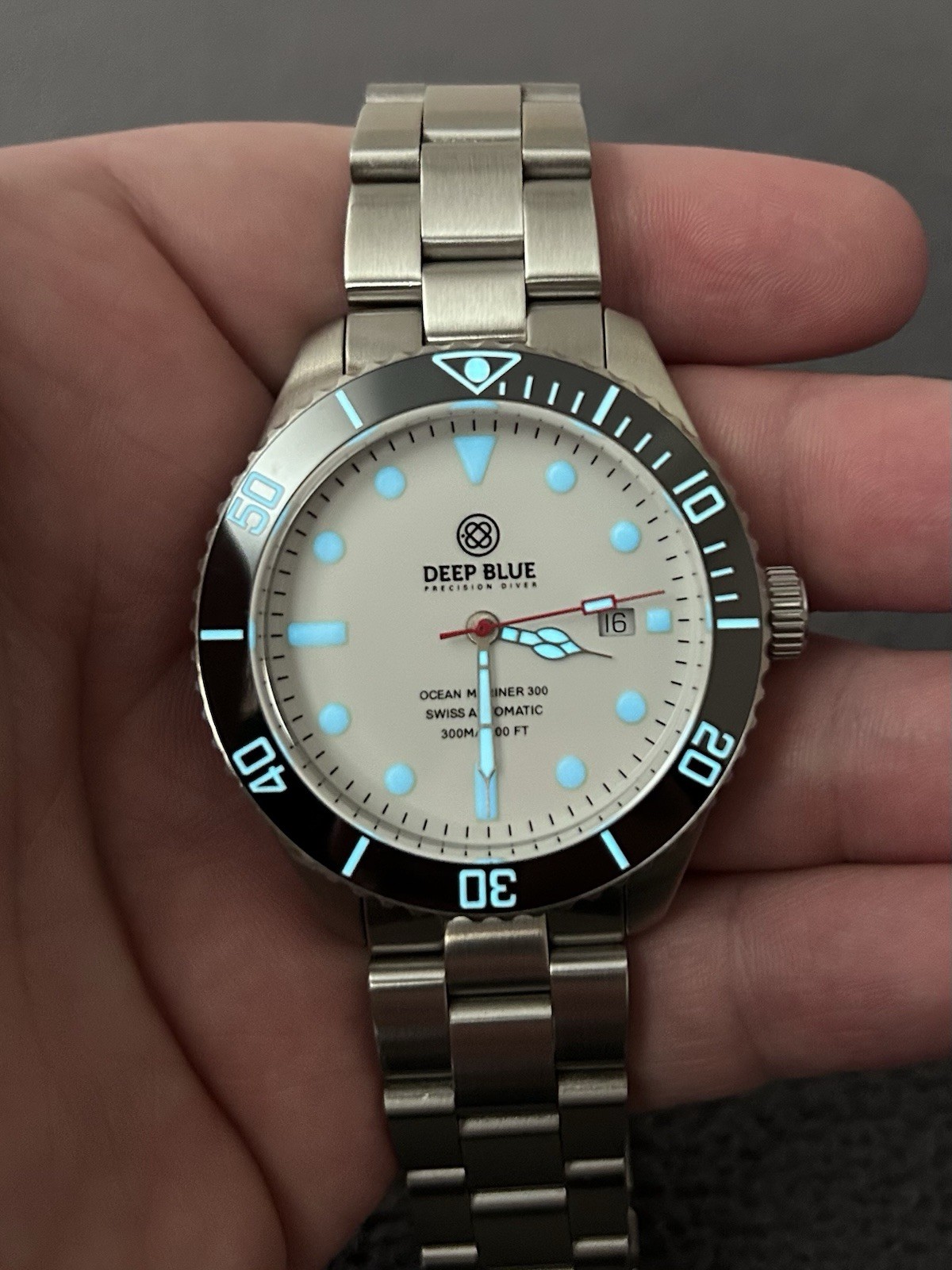 Deep Blue Ocean Mariner 300 42mm Swiss Automatic with extra strap