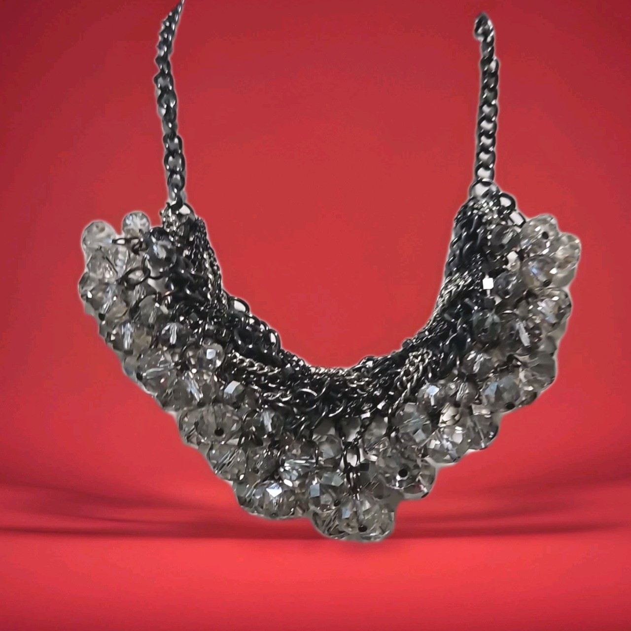 Simply Vera Wang Charcoal Gray Black Silver Crystal Wave Bib Necklace Clubwear