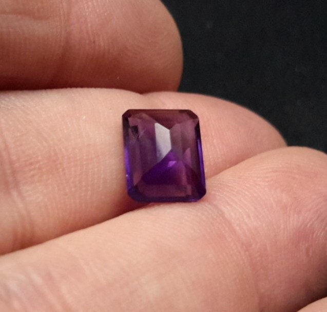 2.50 ct FLUORITE Faceted Gemstone 9x7x4.5 mm