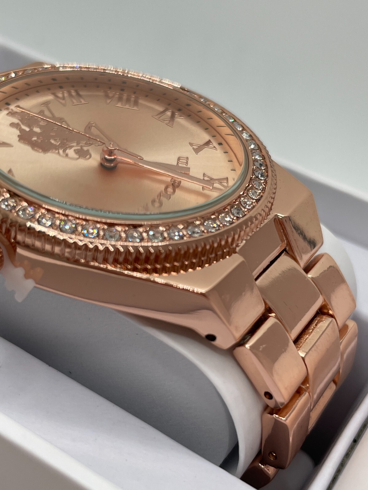 U.S. Polo Assn. Womens Rose Gold Tone Roman Numerals Analog Round Wristwatch