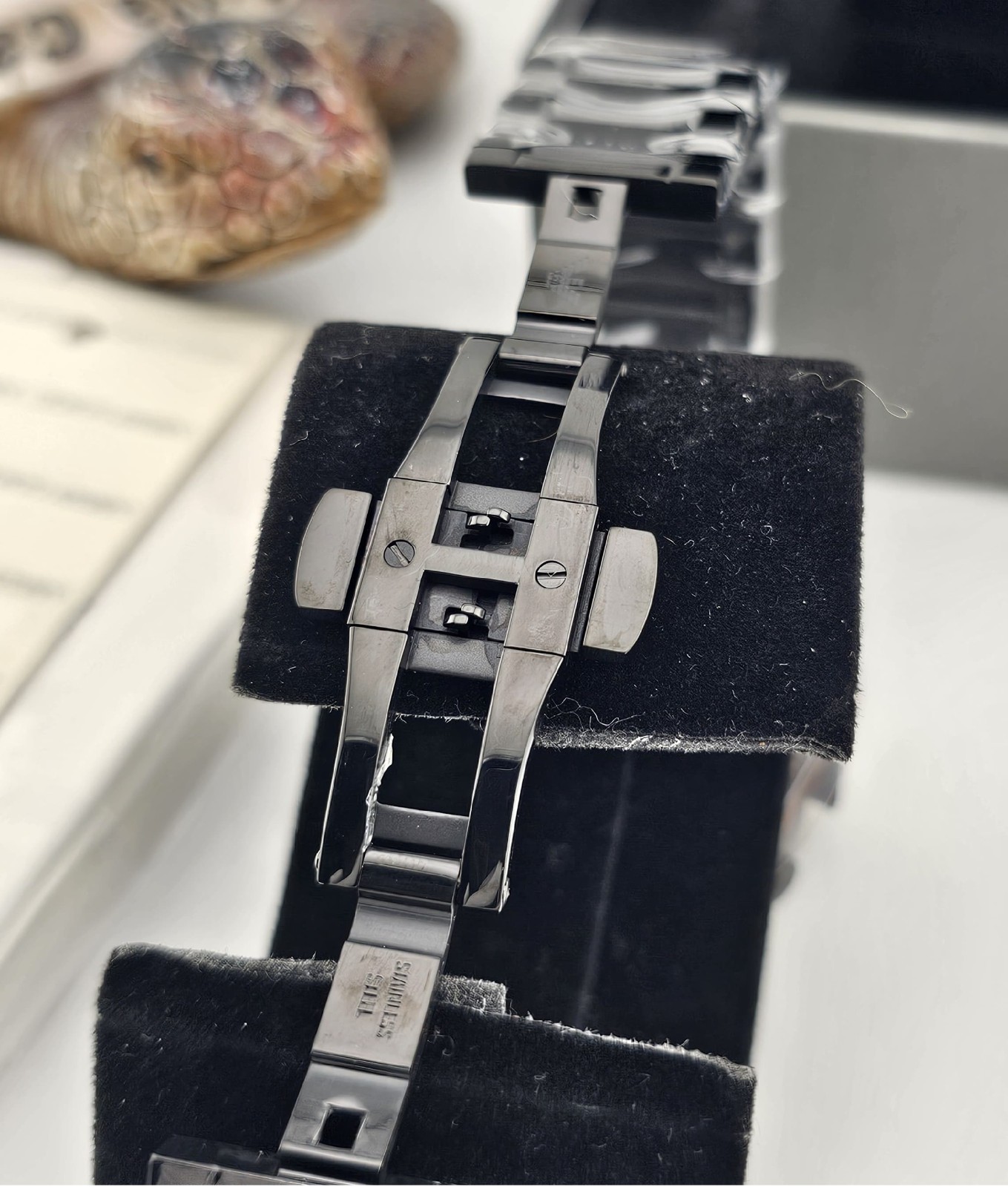 EMPORIO ARMANI MENS WATCH AR11349 BLACK DIAL AND STIANLESS STEEL STRAP AUTHENTIC