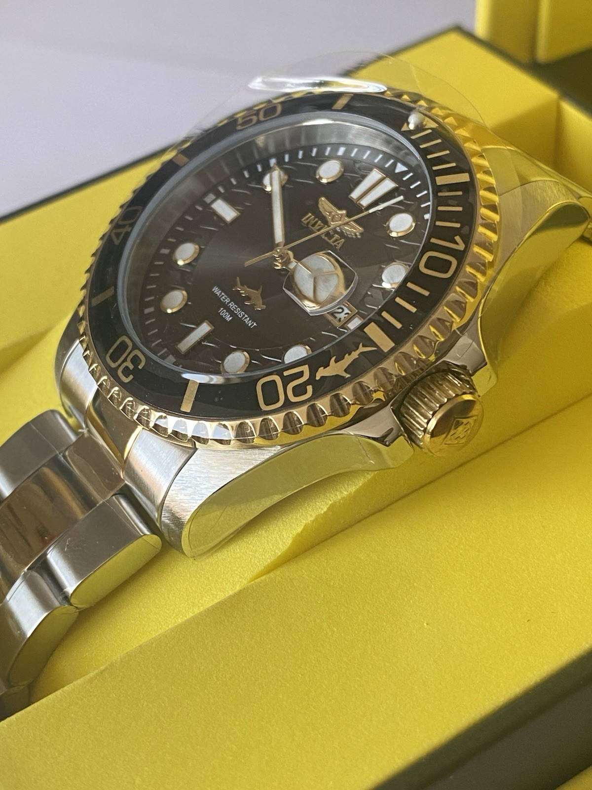 Brand New Invicta Pro Diver Currentwave Men’s Watch 43mm Steel Gold (30023) New