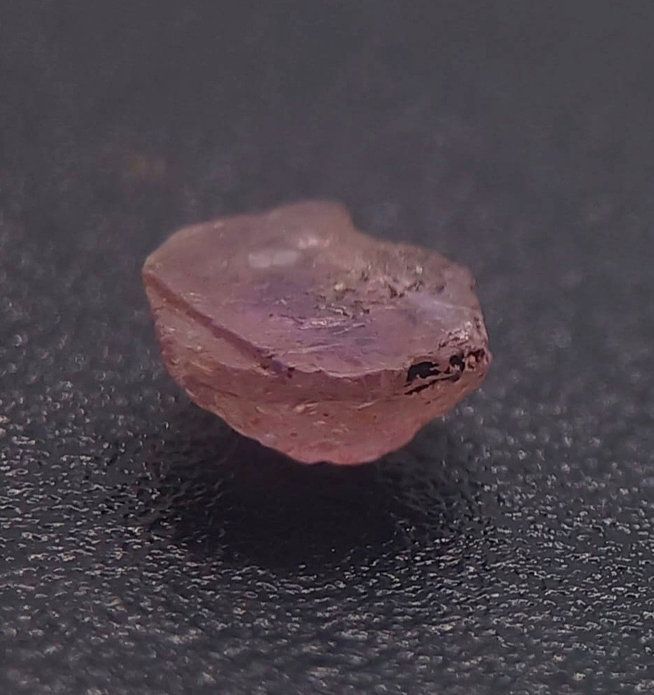 NATURAL AUSTRALIAN Rough Fancy Vivid Lavander Purple Pink Sapphire 1.08ct Unheat