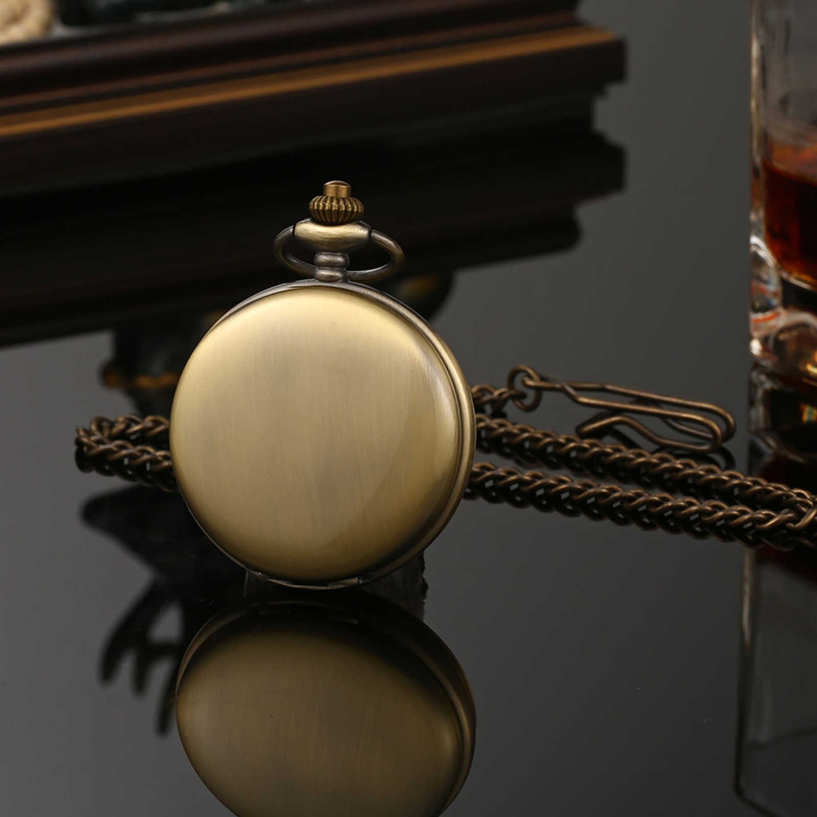 Portable Zinc Alloy Mechanical Vintage Pocket Watch Ideal Gift Men Christmas