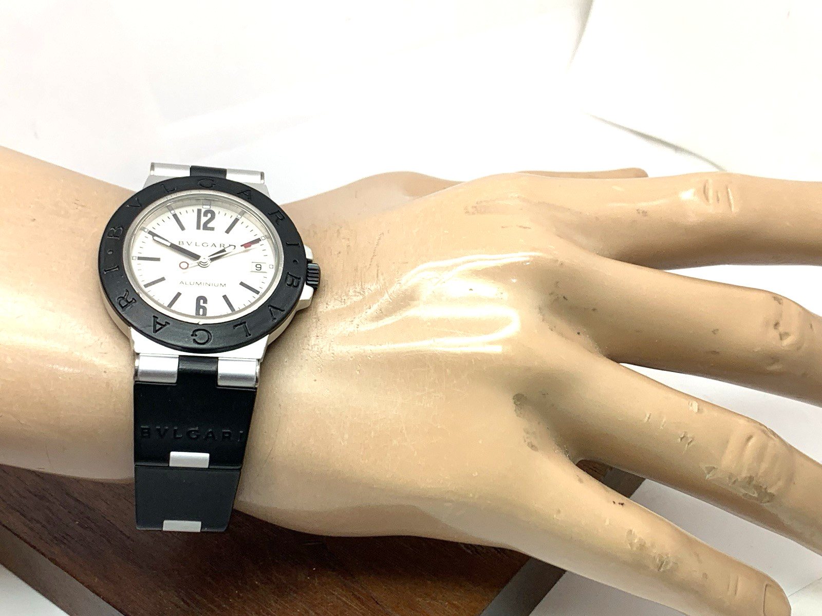 Bvlgari Men’s Watch AL38A Aluminum Swiss Automatic Silver Dial Black Rubber 38mm
