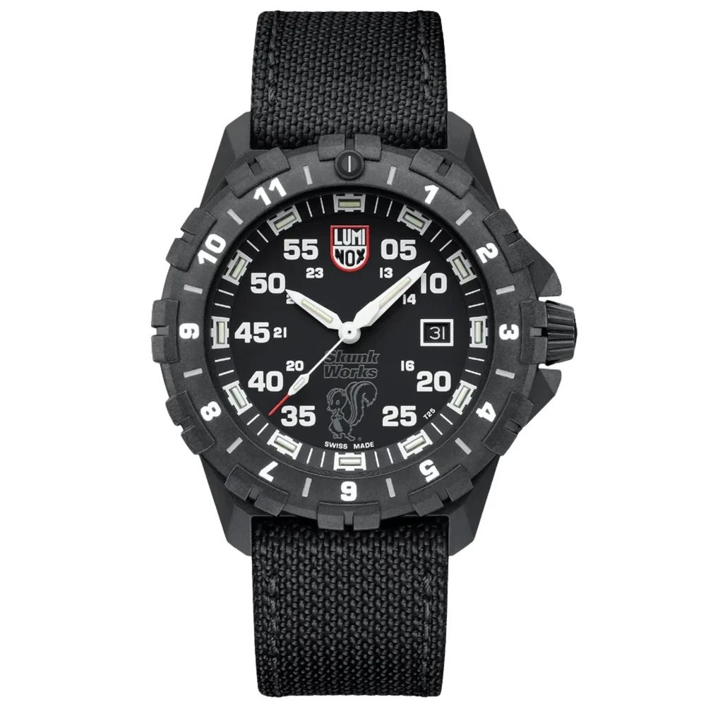 Luminox F-117 – Nighthawk x Skunk Men’s Watch XA.6442.H Works Black Dial 200M