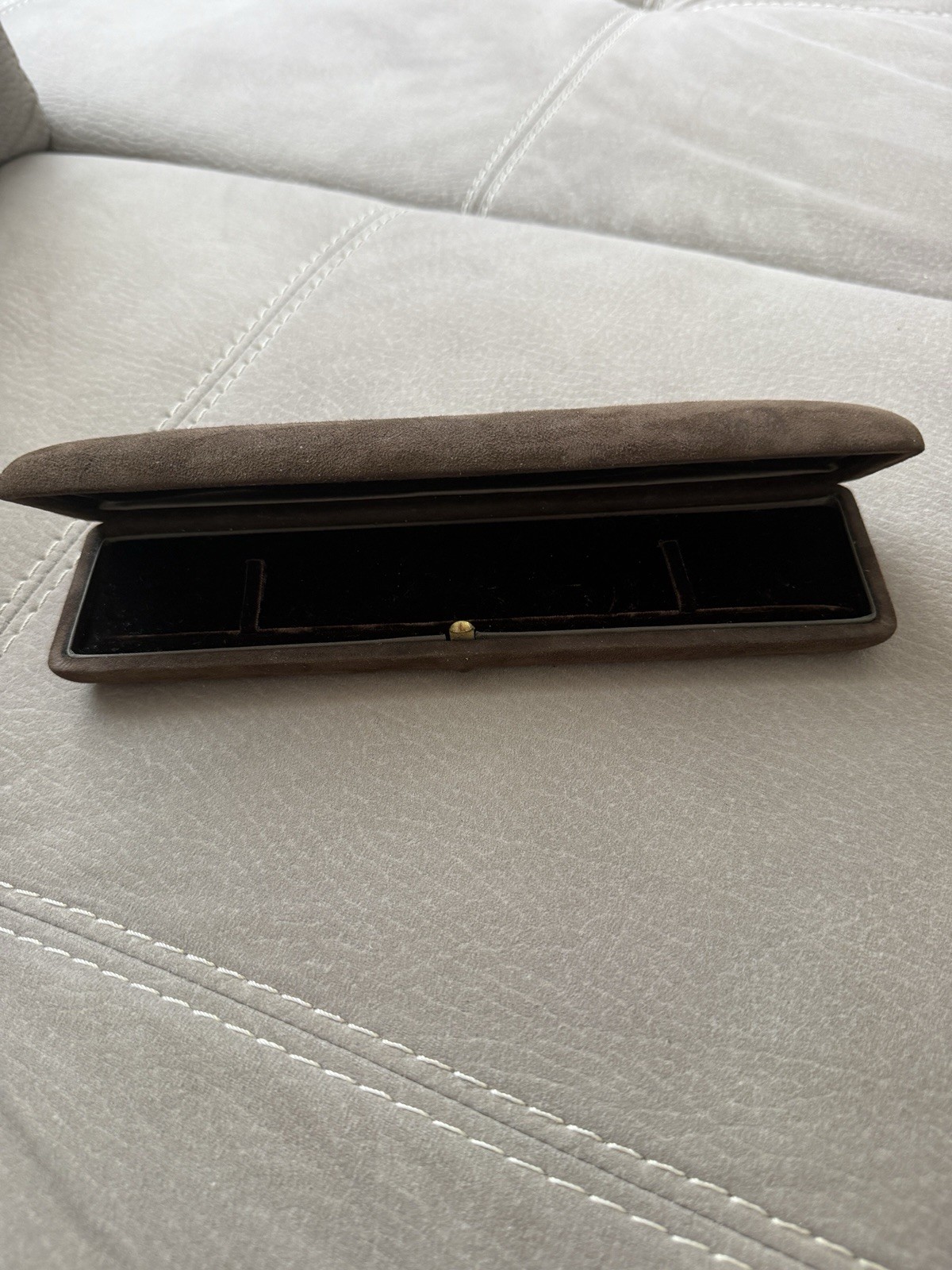 VINTAGE WATCH BOX UNIVERSAL GENEVE VERY RARE WATCH BOX UNIVERSAL GENEVE