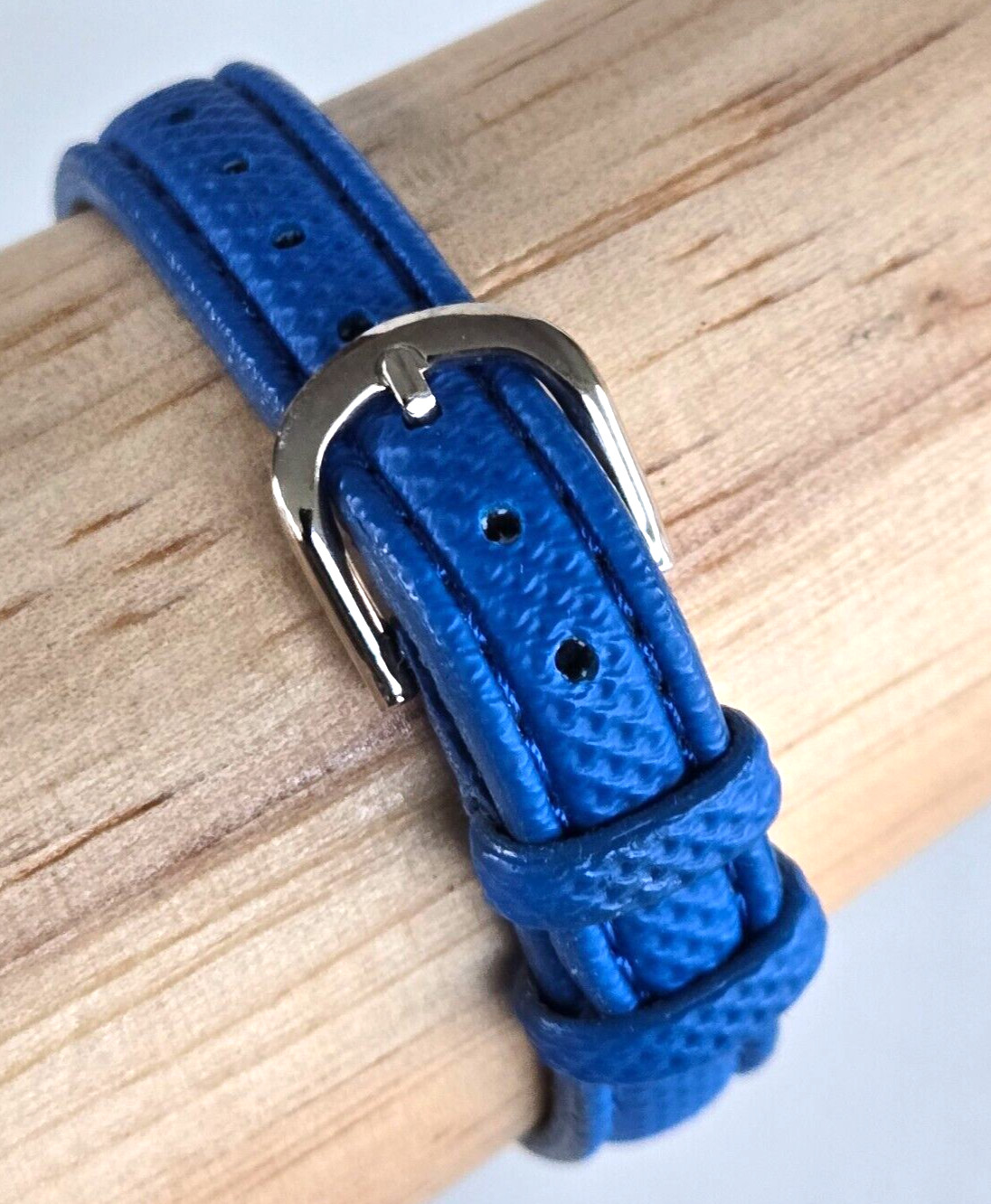 Save The Children Collection Ladies Quartz Watch New Battery Concepts in Time