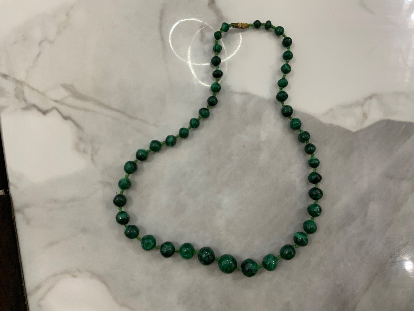 Malachite gradient bead necklace, rich green, 50 cm long, gold clasp