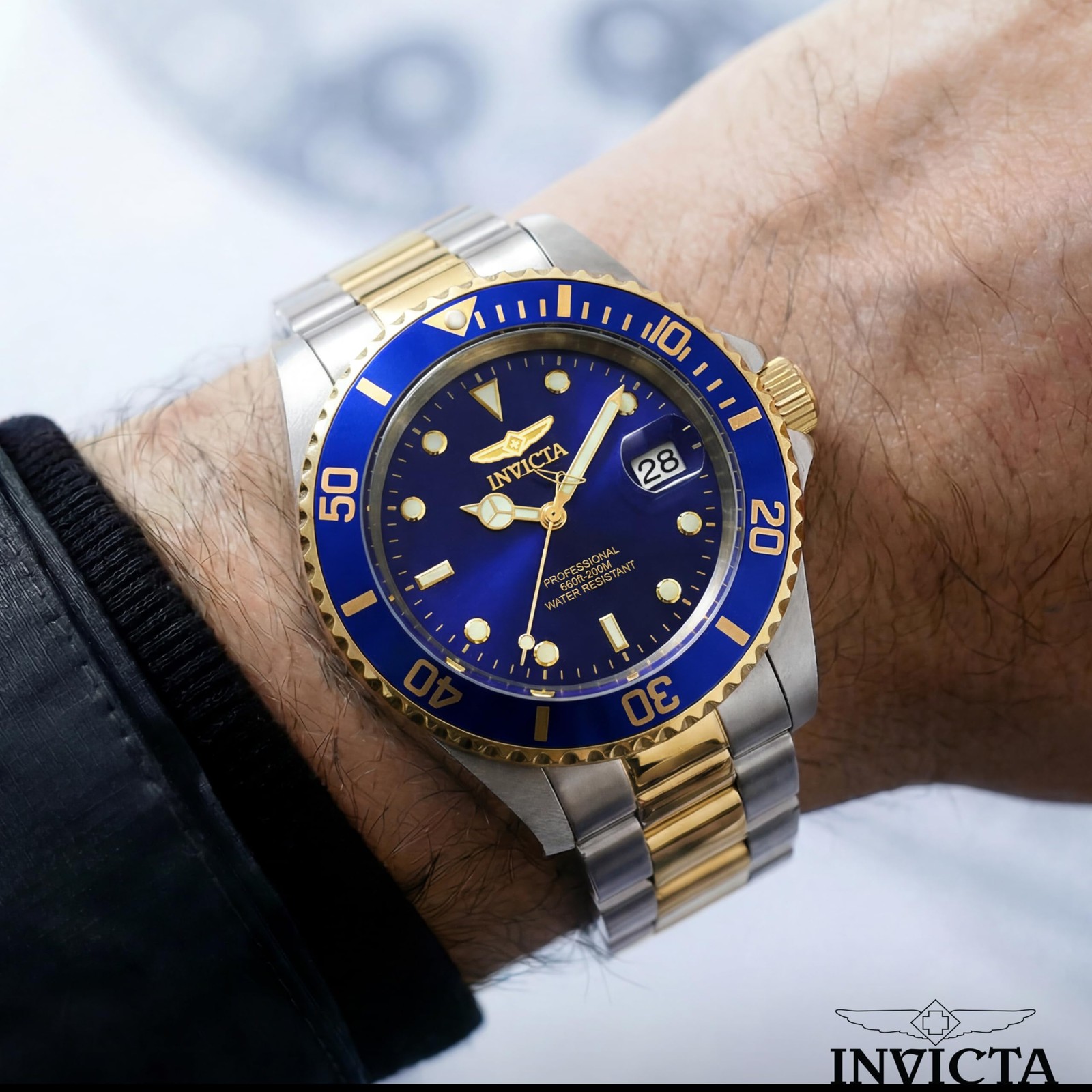 Invicta Men’s Pro Diver Quartz Watch with Stainless Steel Strap, Two Tone, 20