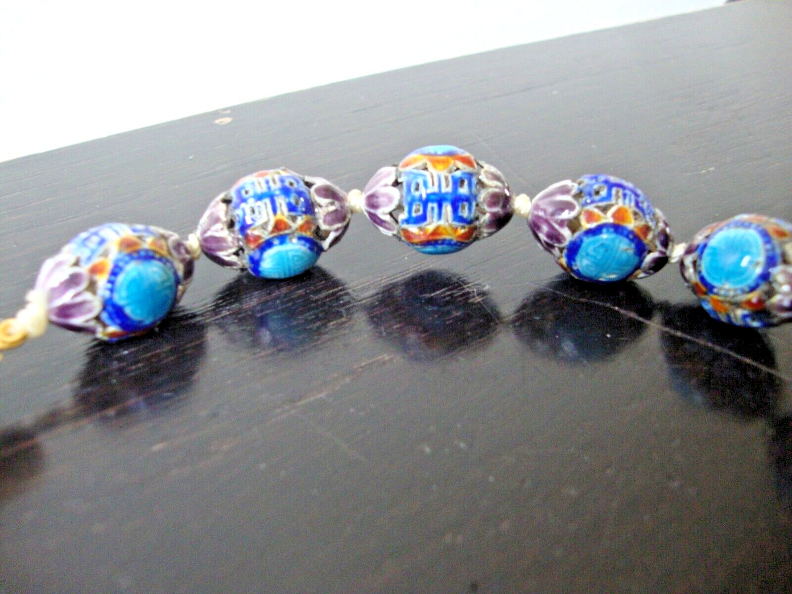 VINTAGE CHINESE EXPORT CLOISONNE MULTICOLOR DOUBLE SHOU SILVER EGG BEAD NECKLACE
