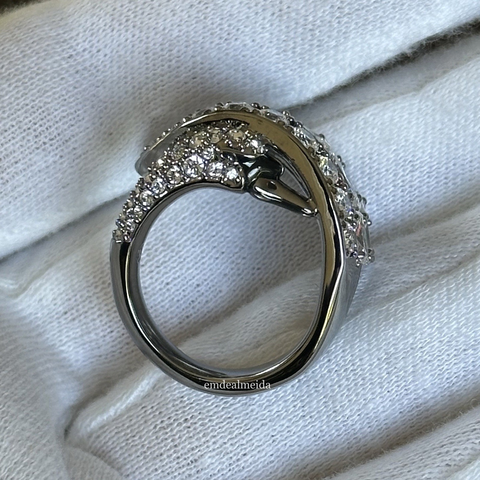 Swarovski Crystal Vienna Collection Swan Ring Ruthenium Plated 55 (US 7) 5709285