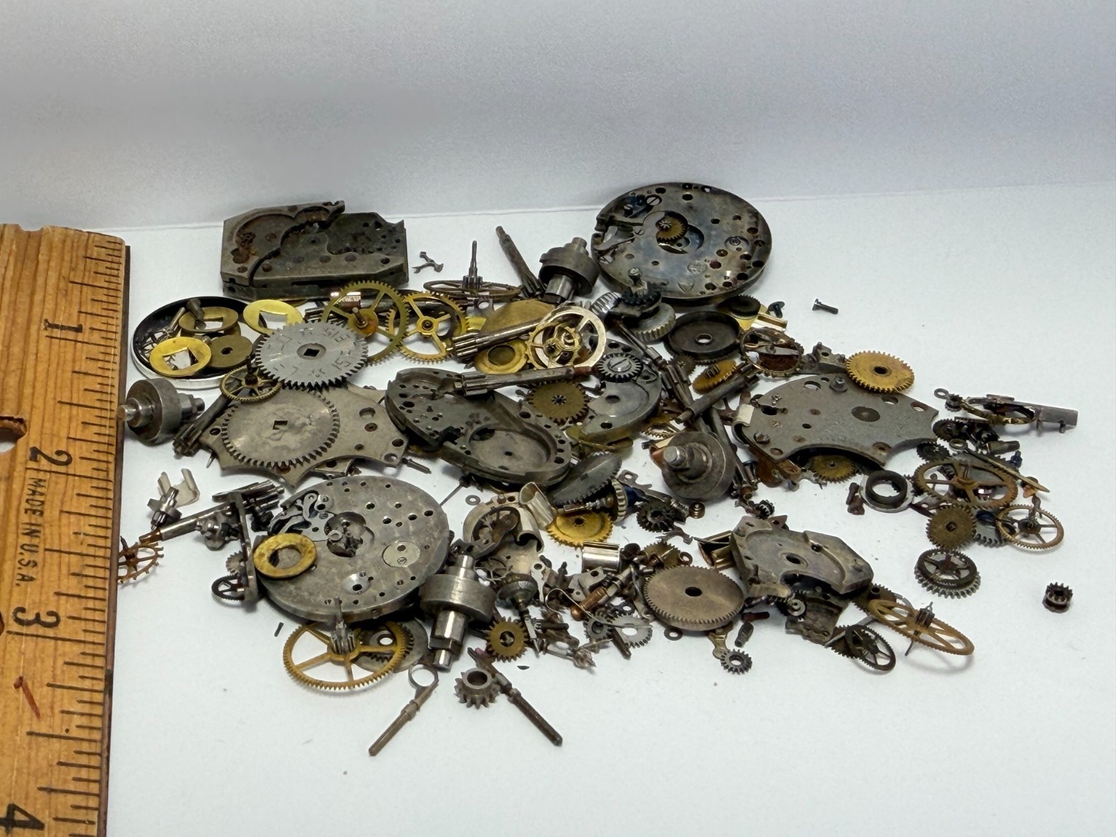 45 Grams VTG Watch Parts Steampunk Wheels Gear Movements Watchmakers Art Lot A
