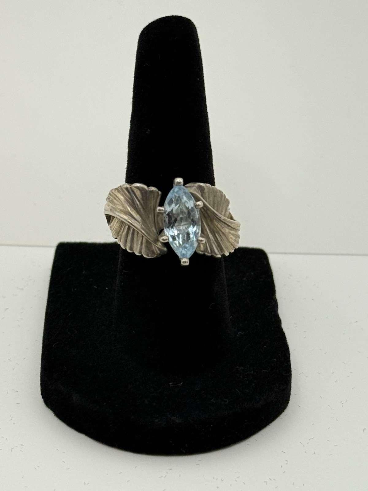 .925 Sterling Silver Marquise Blue Stone Ring Size 6, 7.83g Leaf Design