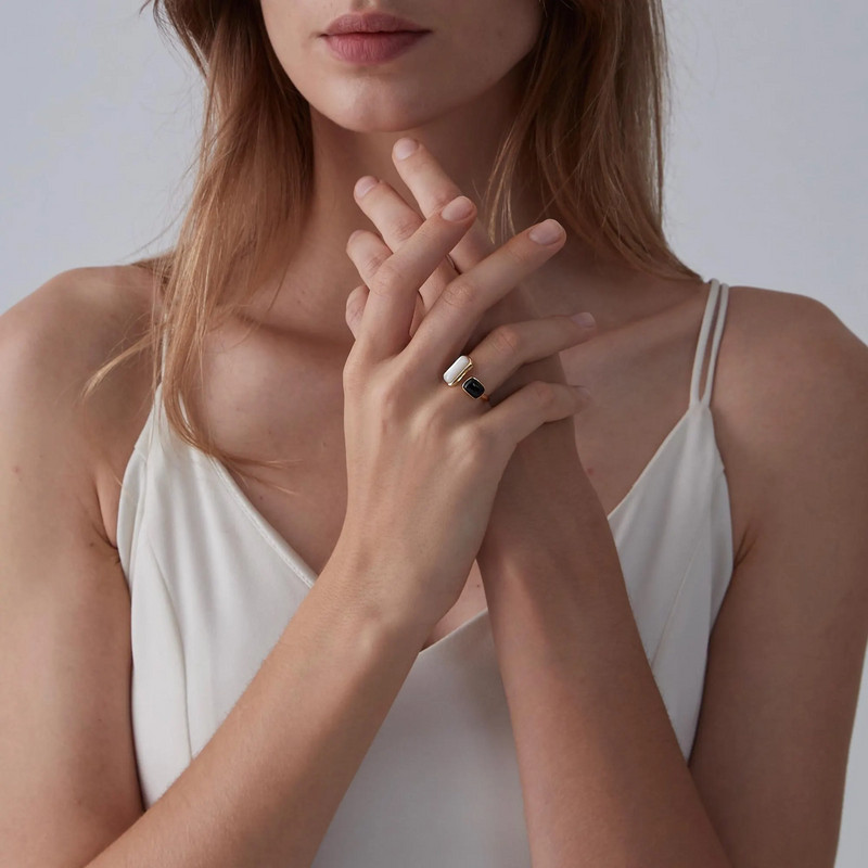 Black White Agate Cabochon Cocktail Ring in 925 Sterling Silver