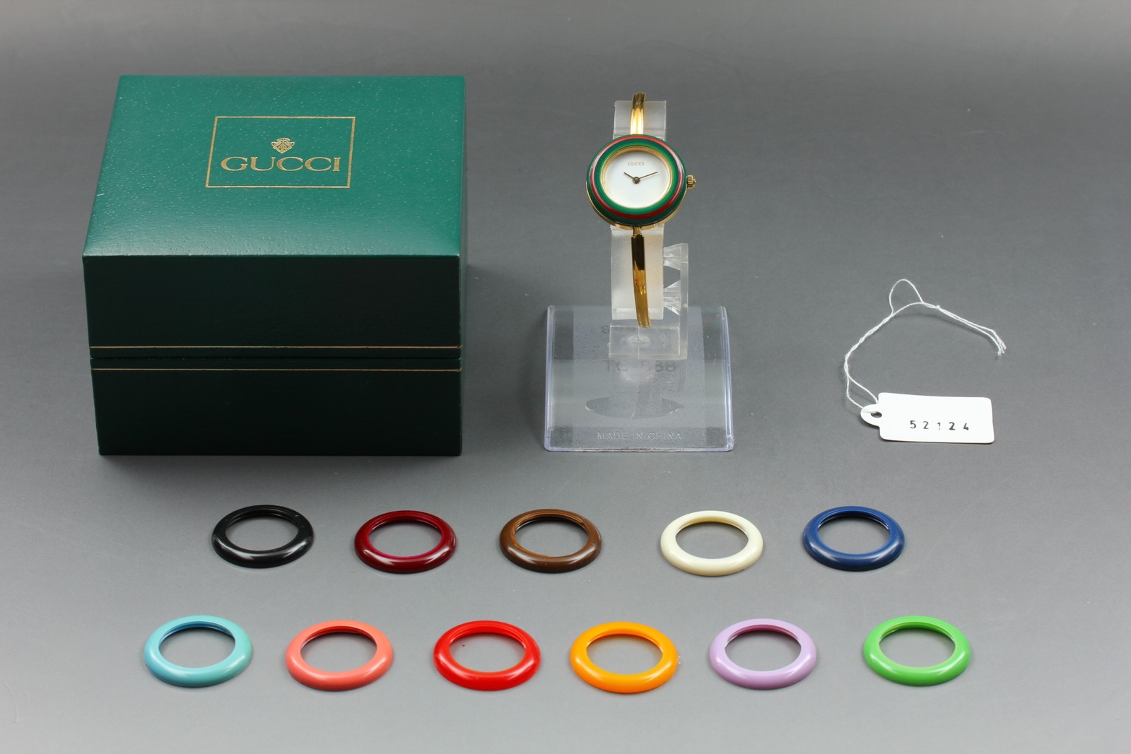 [Near MINT] GUCCI 11/12.2 Change Bezel 12 Colors Ladies Quartz Watch From JAPAN