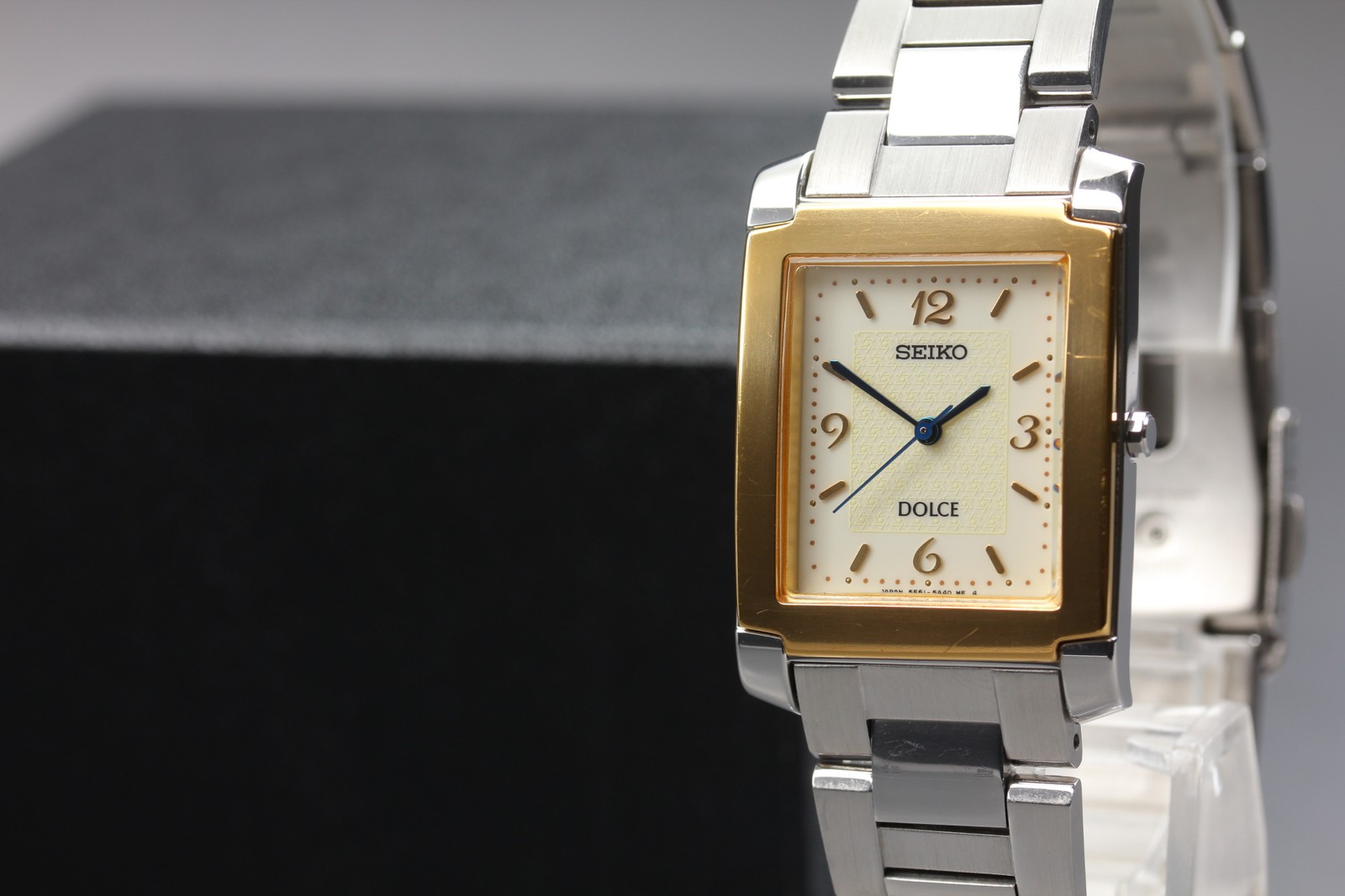 Vtg 1998 N MINT Seiko Dolce 5E61-5A40 Quartz Two-Tone Tank HAQ Mens Watch JAPAN