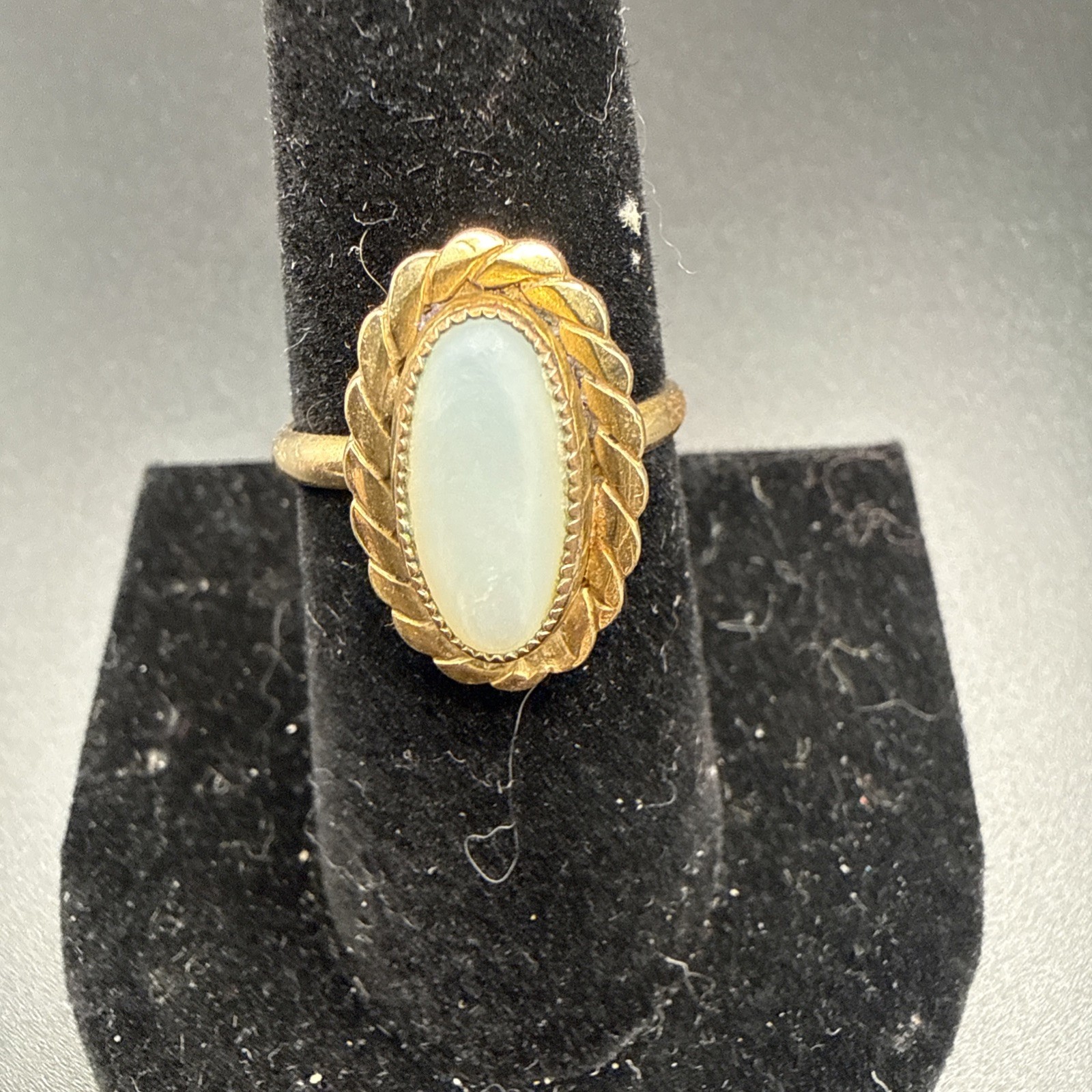 12k GF Mother Of Pearl Ring 3 Grams