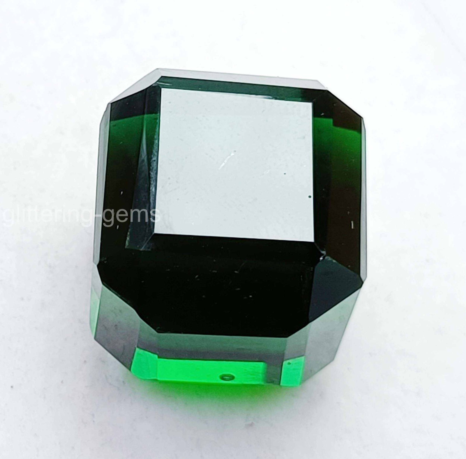 40 Carat Natural Green Emerald – Cube Cut IGL Certified Collector Gemstone 5DNJ