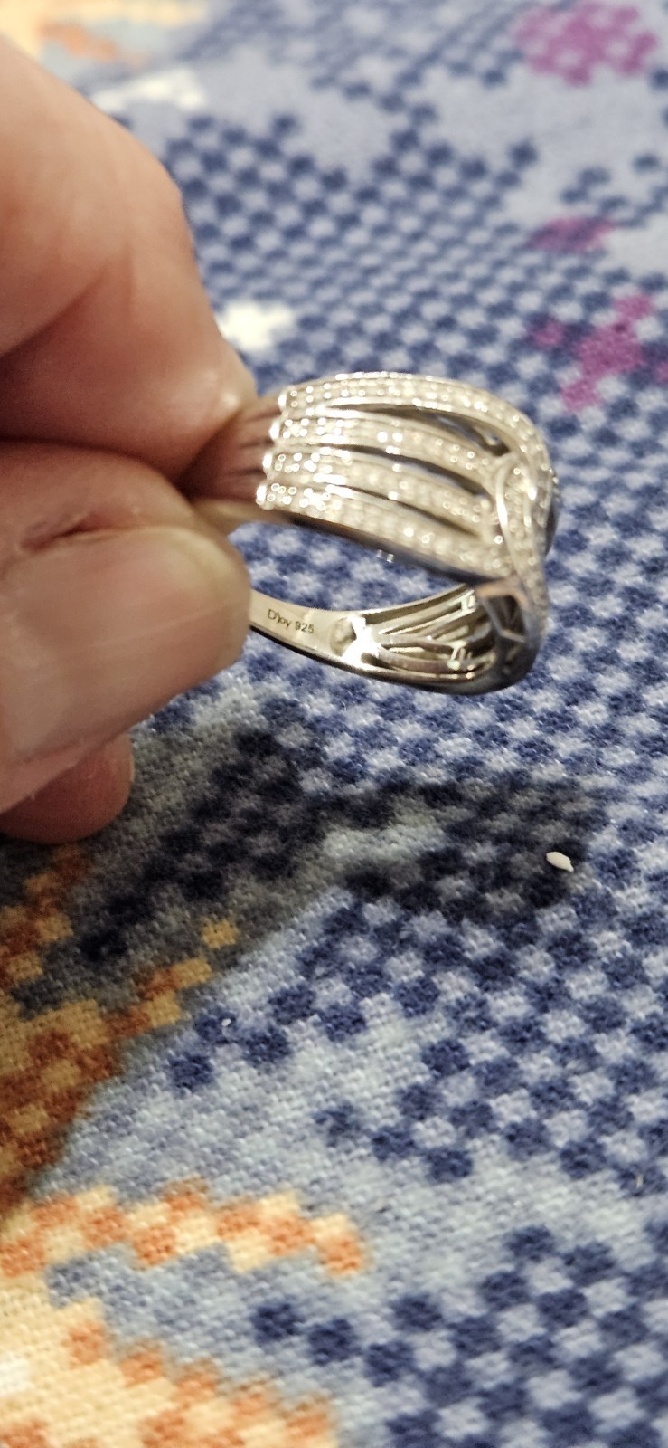 Beautiful!! 0.40ctw White Diamond Cocktail Ring Rhodium Plated Sterling Size 8
