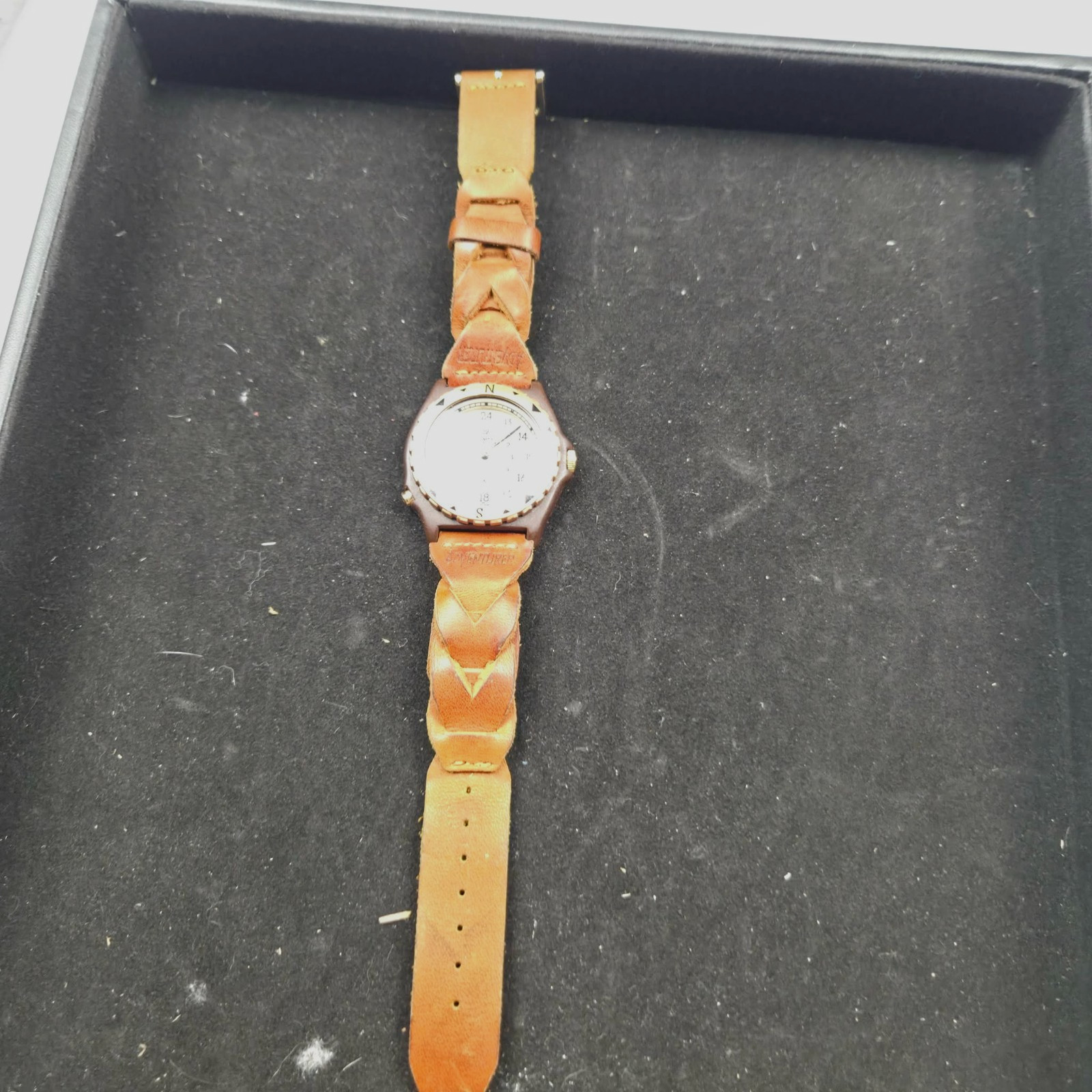 Timex Indiglo Adventure Compass Bezel Quartz Watch Brown Leather Vintage T50