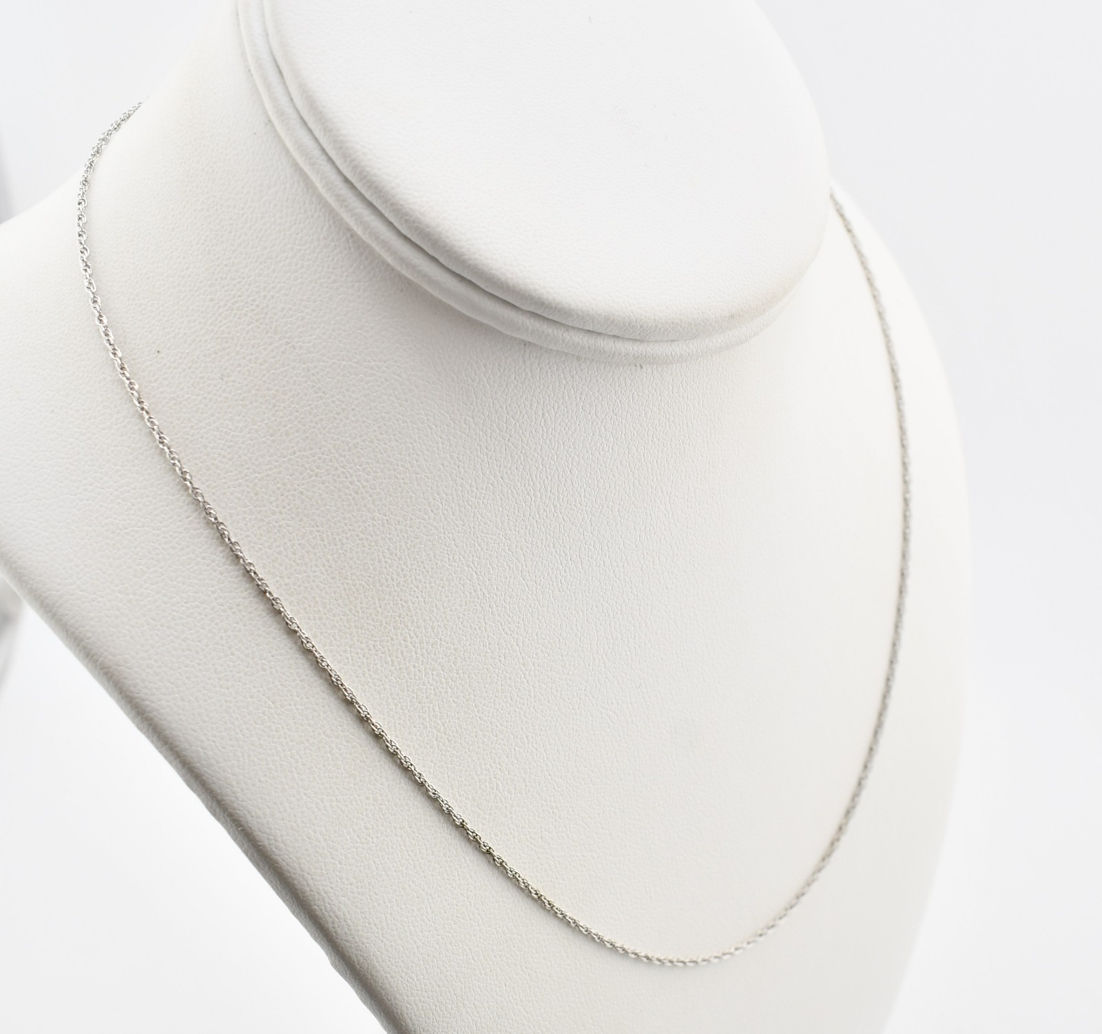 Sterling Silver Rope Chain Link Necklace 18.0″ #FMG963