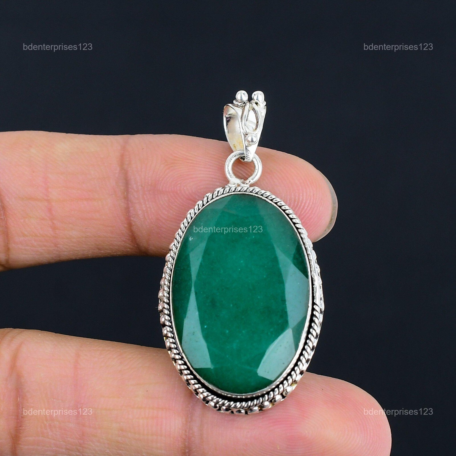 Oval Natural Zambian Emrald Anniversary Unique Trendy Pendant Jewelry 925 Silver