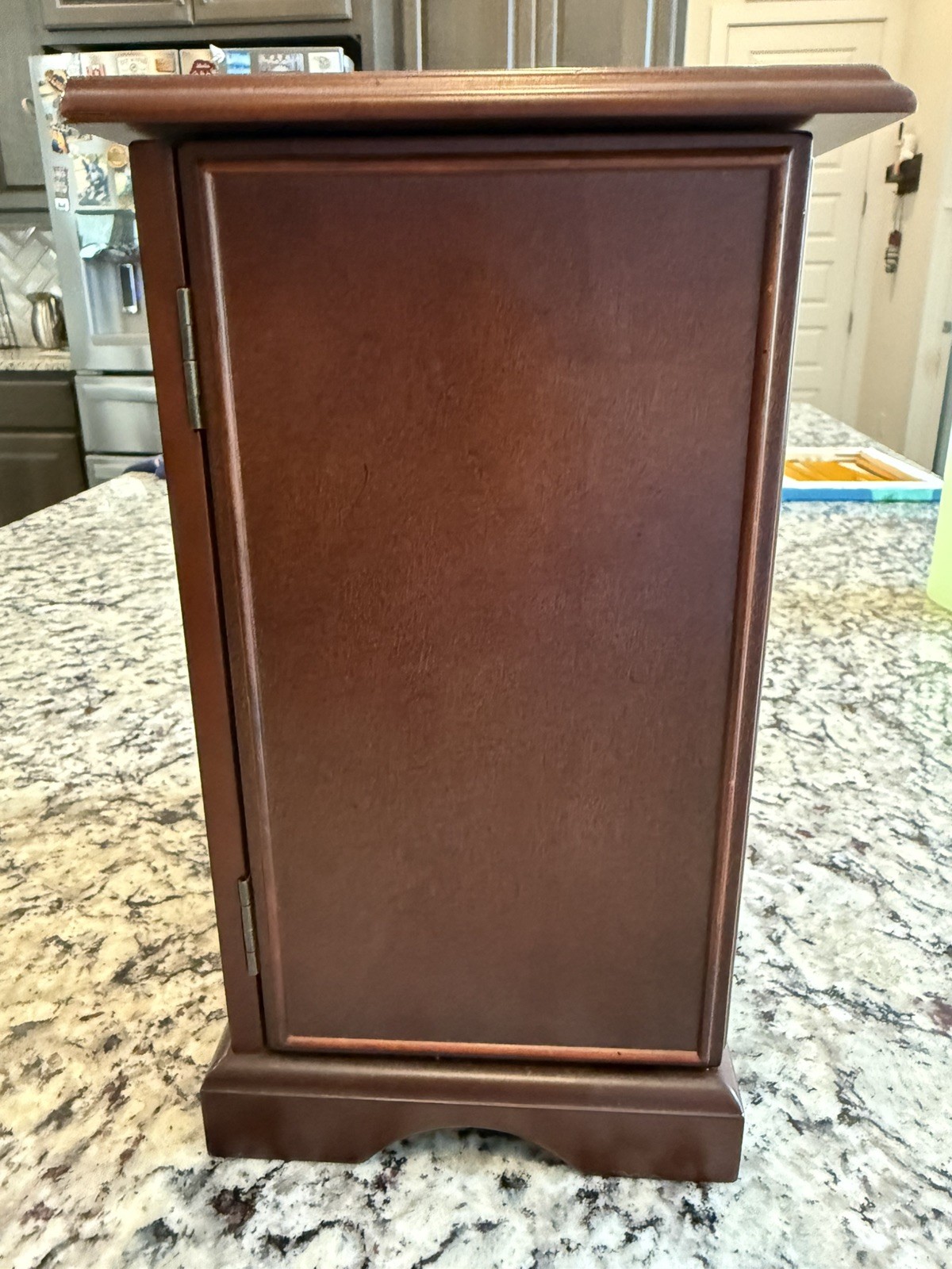 Bombay Company Jewelry Box Chest with Swing Out Necklace Compartments 1997
