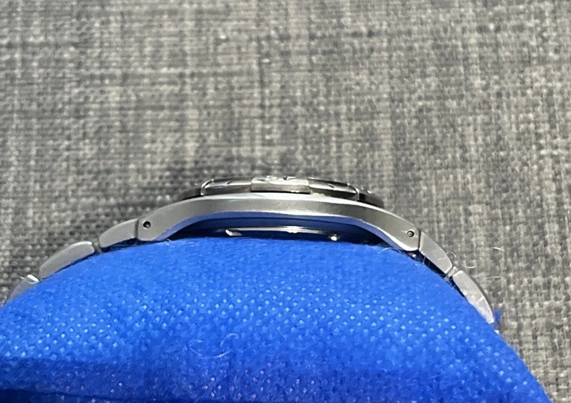Guess Vintage Men’s Waterpro With Blue Dial; Late 90’s-Y2K