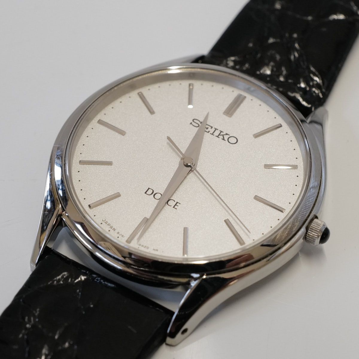 SEIKO DOLCE EXCELINE SACM171 men’s wristwatch used ultra thin lightweight sapphi