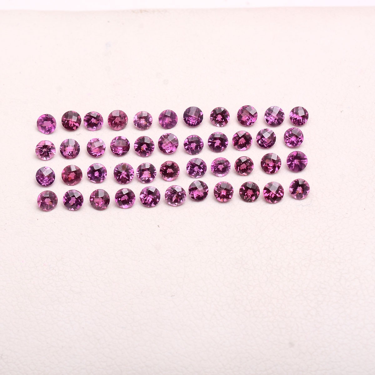 70 Pcs Natural Rhodolite Garnet AAA+Quality 2.50mm Round Checker Cut Gemtones