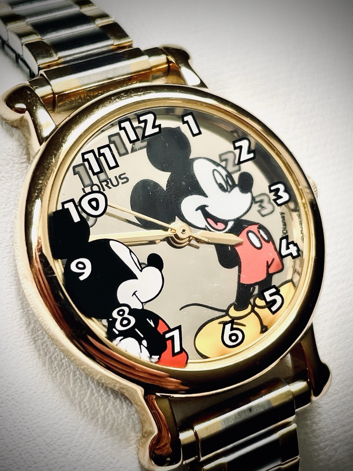 Lorus Disney Mickey Mouse Mirror Dial Gold Tone Quartz Watch Runs V501-0M90
